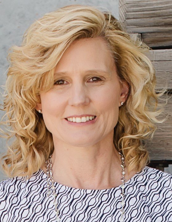 Dr. Lisa Harmon