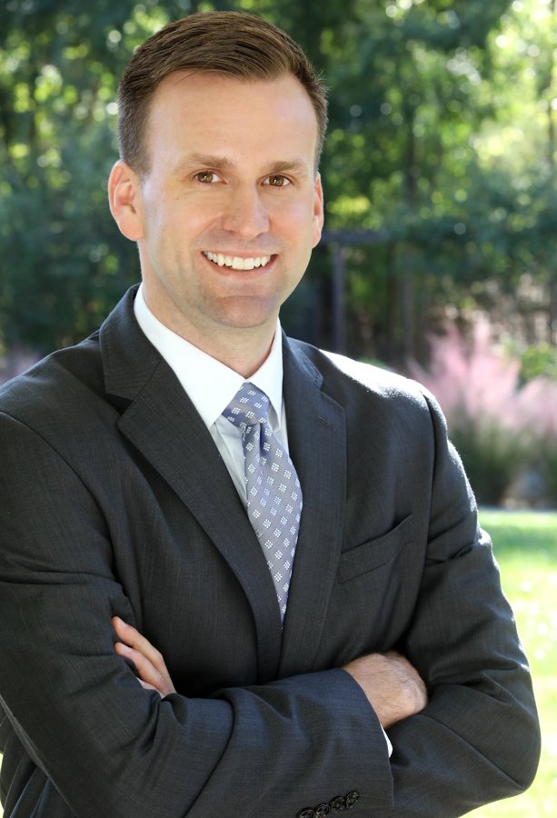 Dr Justin Johnson